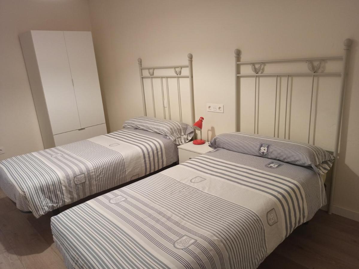 Fantástico piso en primera linea de playa Gijón Exterior foto